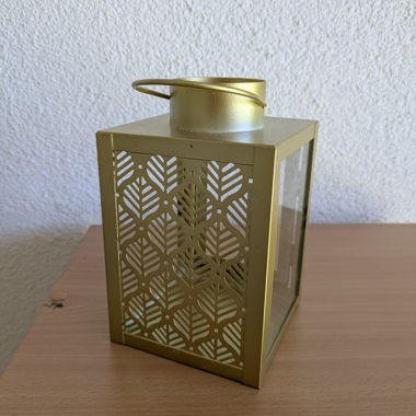 Lanterne decoratif en metal