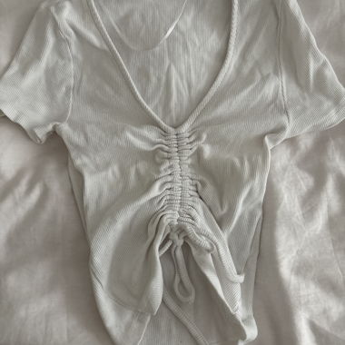 Crop Top Bianco con Coulisse al Centro