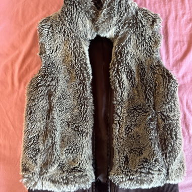 Gilet in finta pelliccia EDC taglia S