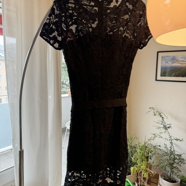 Vestitino nero in pizzo Maison123 taglia 34-36