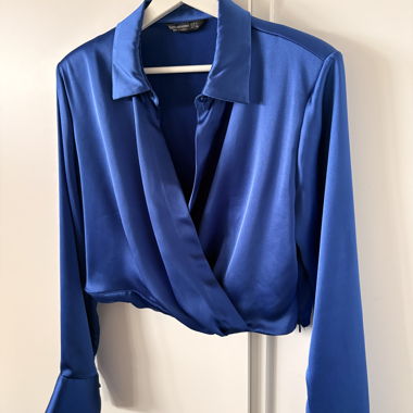 Blusa blu royal