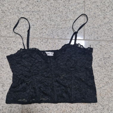Corsetto nero in pizzo
