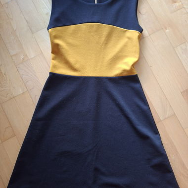 Bicolor Sleeveless Dress