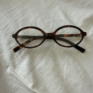 Round Tortoiseshell Glasses