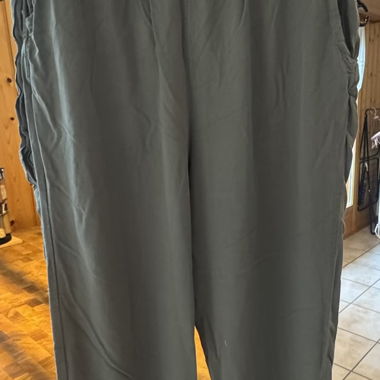 Green Flowing Pants