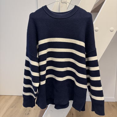 Pimkie striped sweater - size medium worn once 
