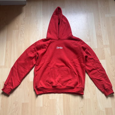 Red Sweater - Serikz