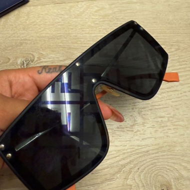FENDI black sunglasses – very good condition