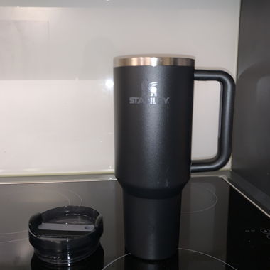 Bicchiere termico Stanley con manico