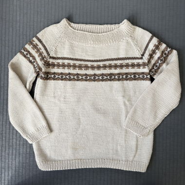 Selbstgestrickter Norwegerpulli 