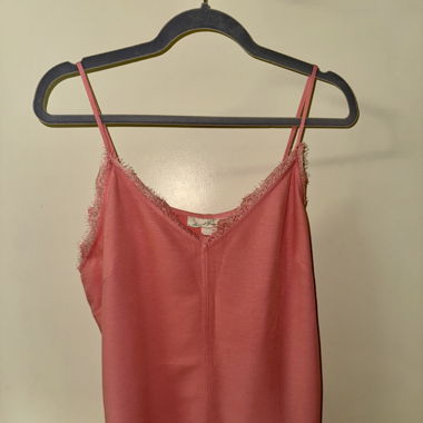 Camisole mit Spitzendetails