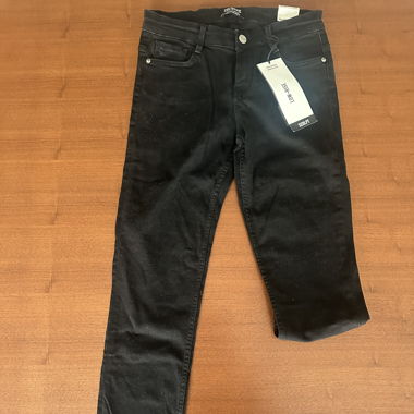 Jean noir slim taille basse Zara 