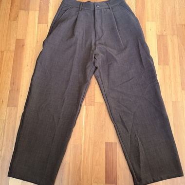 Pantaloni Bershka Tag. 40