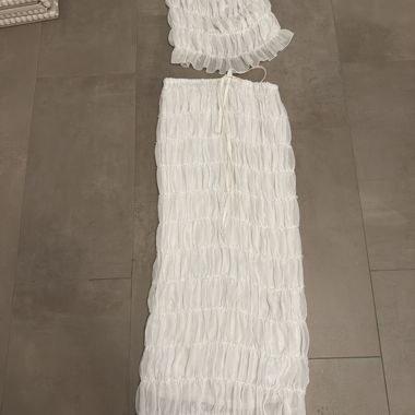 Completo bianco smockato