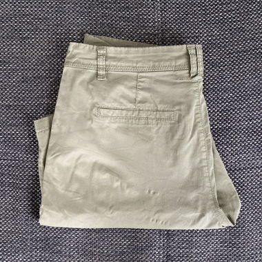 kurze Hosen olive-grün