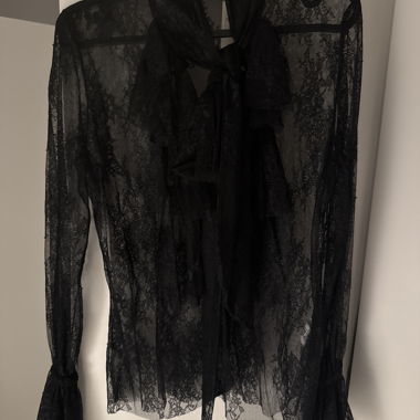 Top in pizzo Zara