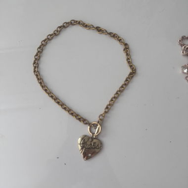 Collana Guess vintage Y2K a cuore