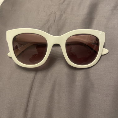 Lunettes de soleil