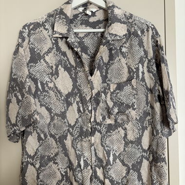 Schlangenprint Hemdbluse