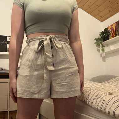 linen shorts