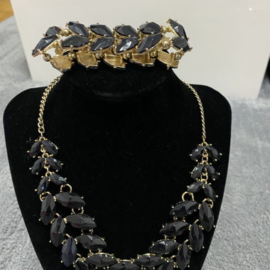 Collier statement avec cristaux