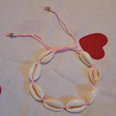 Armband mit echten Muscheln