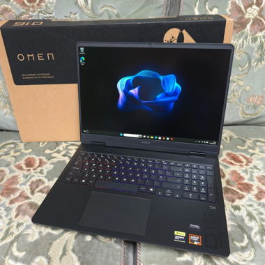 HP Omen 16 Ryzen 9 8940HX RTX 5070 32GB 1TB 