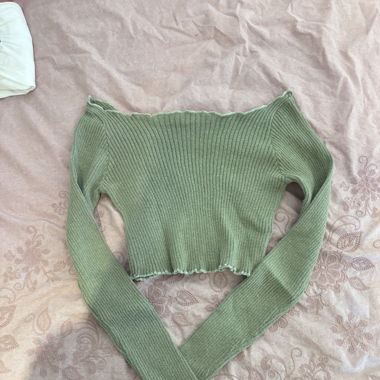 Grünes Crop-Top