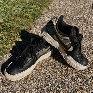 NIKE AIR FORCE 1