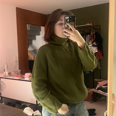 Collectif mon amour turtle neck sweather