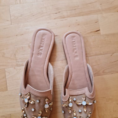 Mystique sandalen neu