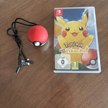 Pokémon Let’s Go Pikachu with Pokéball controller