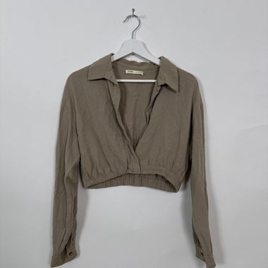 Pull&Bear Cropped Shirt