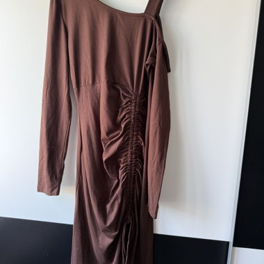 Braunes Kleid