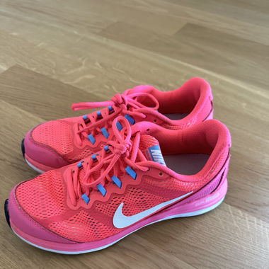 Nike Sportschuhe 