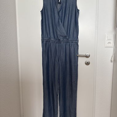 Sleeveless Denim Jumpsuit