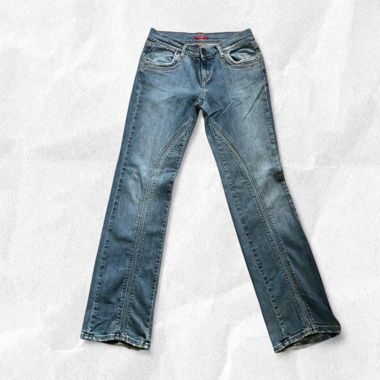 low-rise denim jeans
