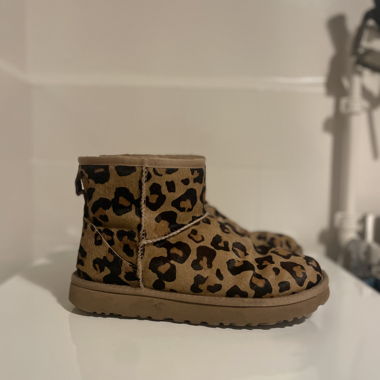 UGG Classic mini 2