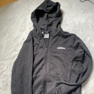 Adidas sweatshirt 