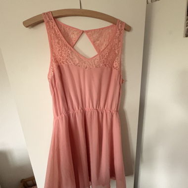 Rosafarbenes Spitzenkleid Abendkleid