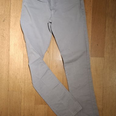 Hellgraue Hose