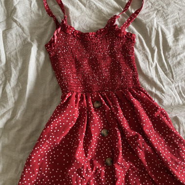 Vestito estivo rosso a pois