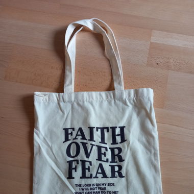Trage Tasche mit Bibel Vers
