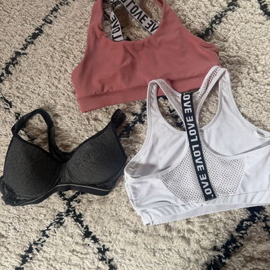 3 women's bras