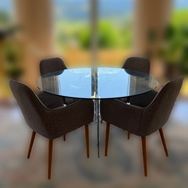 Dining glass table Yuzuru Yamakawa, with chairs
