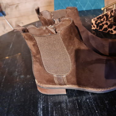 Brown Graceland boots