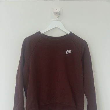 Nike sweater brown