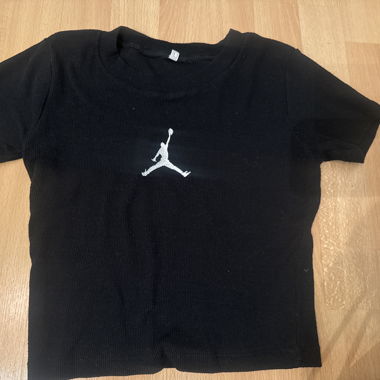 Jordan T-shirt / piuttosto corto, a pancia scoperta