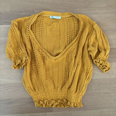 ZARA yellow knit sweater S