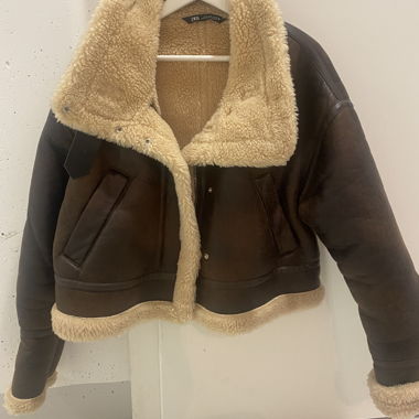 Zara Fell-Kunstlederjacke
